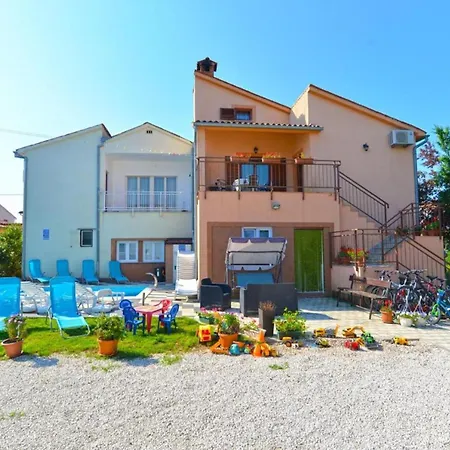 Charming Coastal Gateway * Fažana