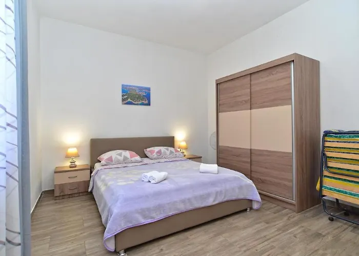 Charming Coastal Gateway Apartman