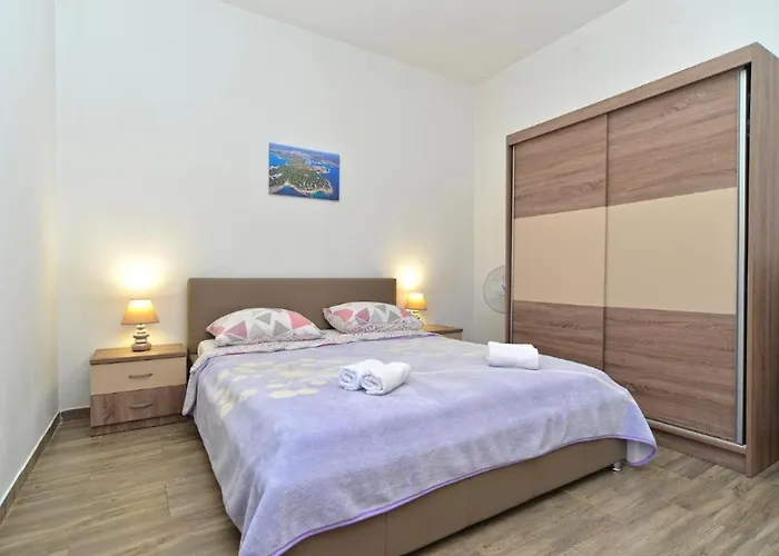 Charming Coastal Gateway * Fažana